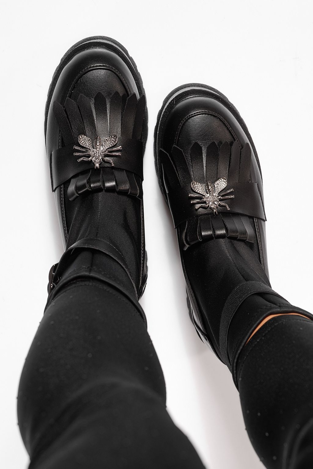 Дамски боти подплатени черни от обърната еко кожа Eniko #23168