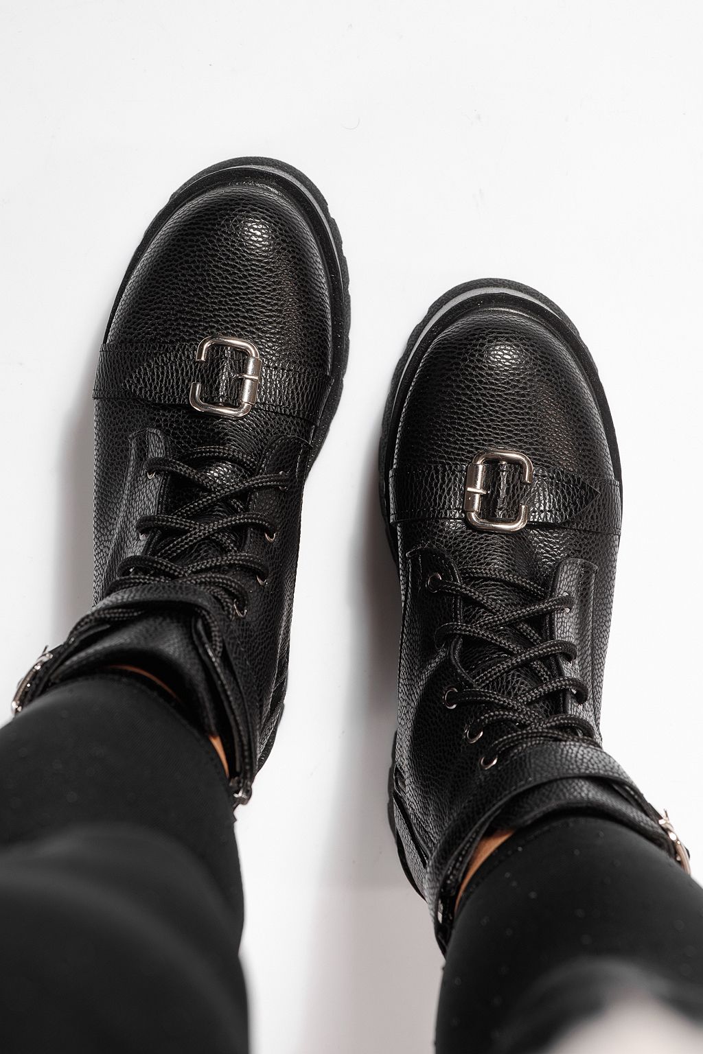 Дамски черни подплатени ботуши от еко кожа Joplin #23175