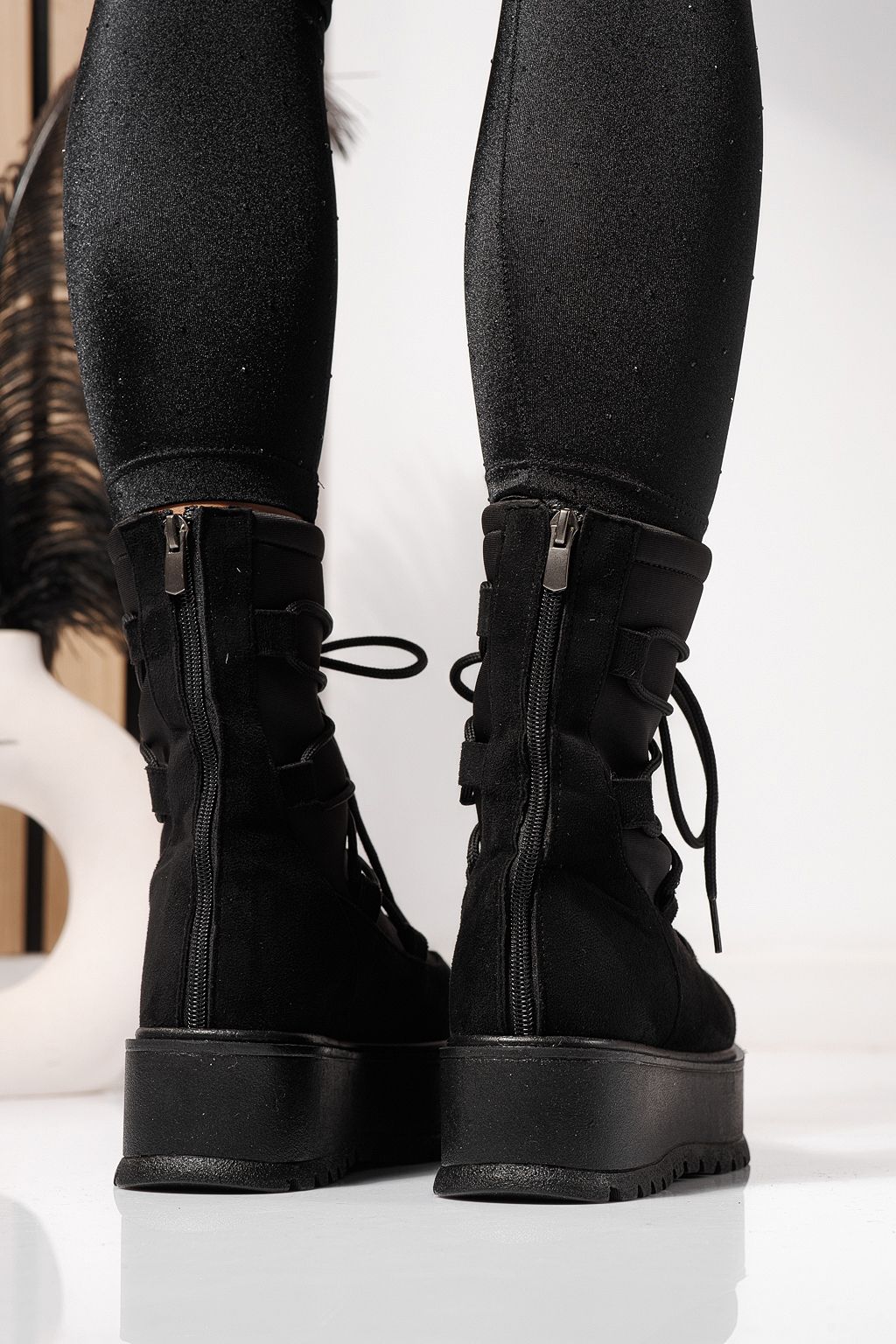 Дамски боти подплатени черни от обърната еко кожа Yvette #23162