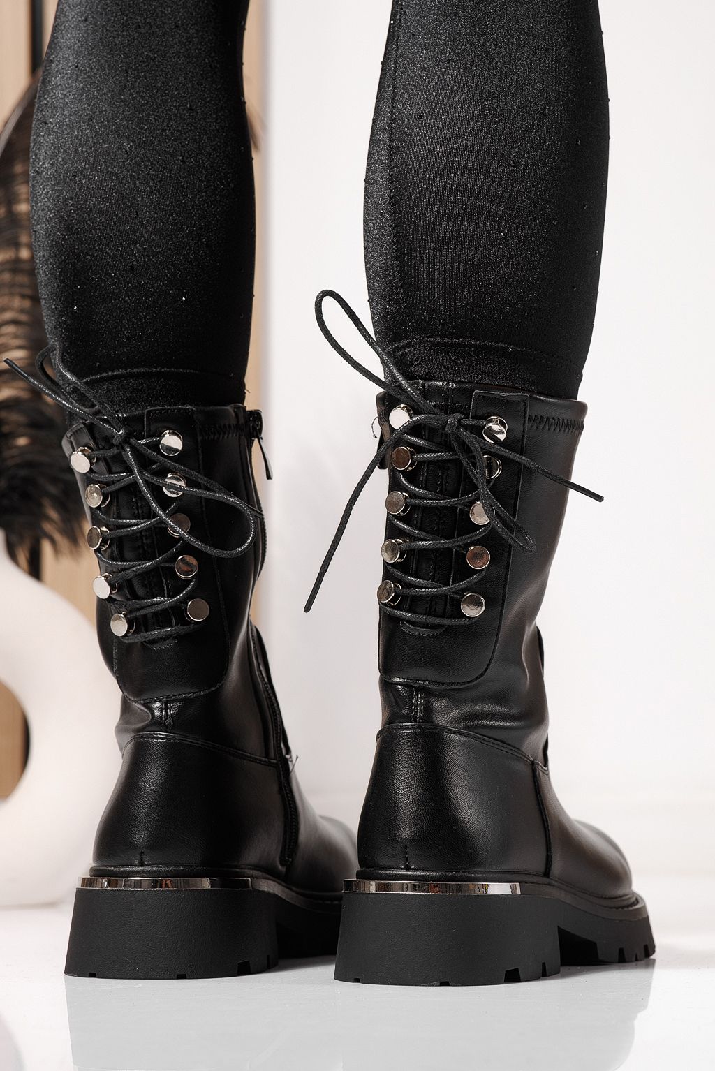 Дамски боти подплатени черни от еко кожа Evelyn #23076