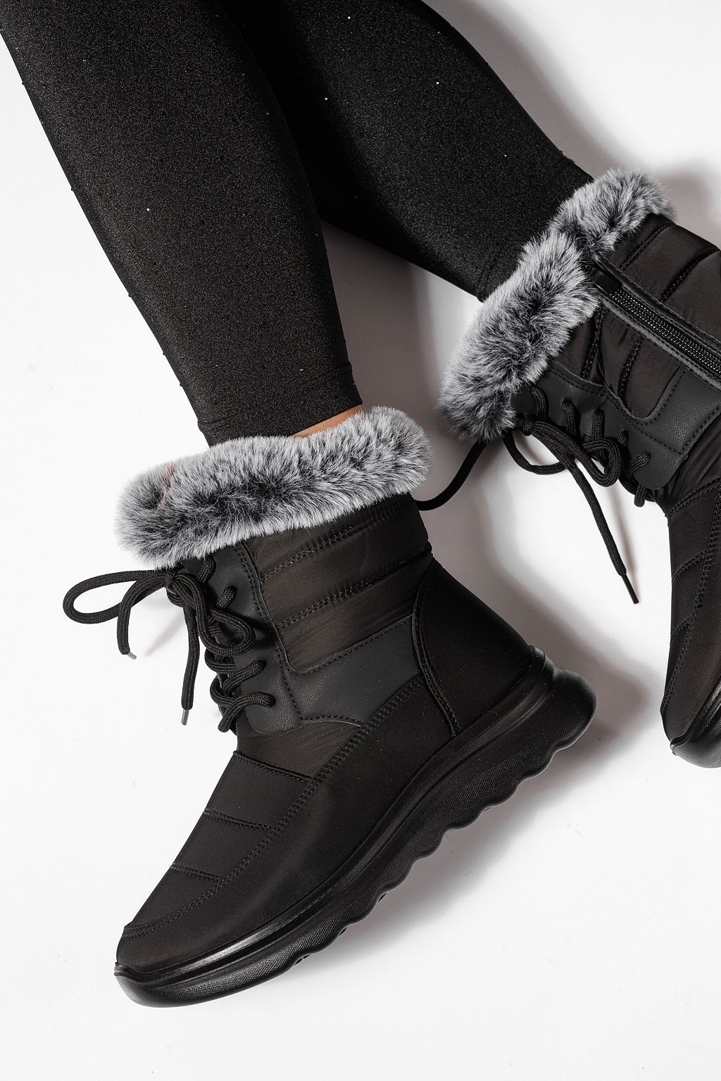 Дамски боти подплатени с пух черни от шушлек Alessia #23066