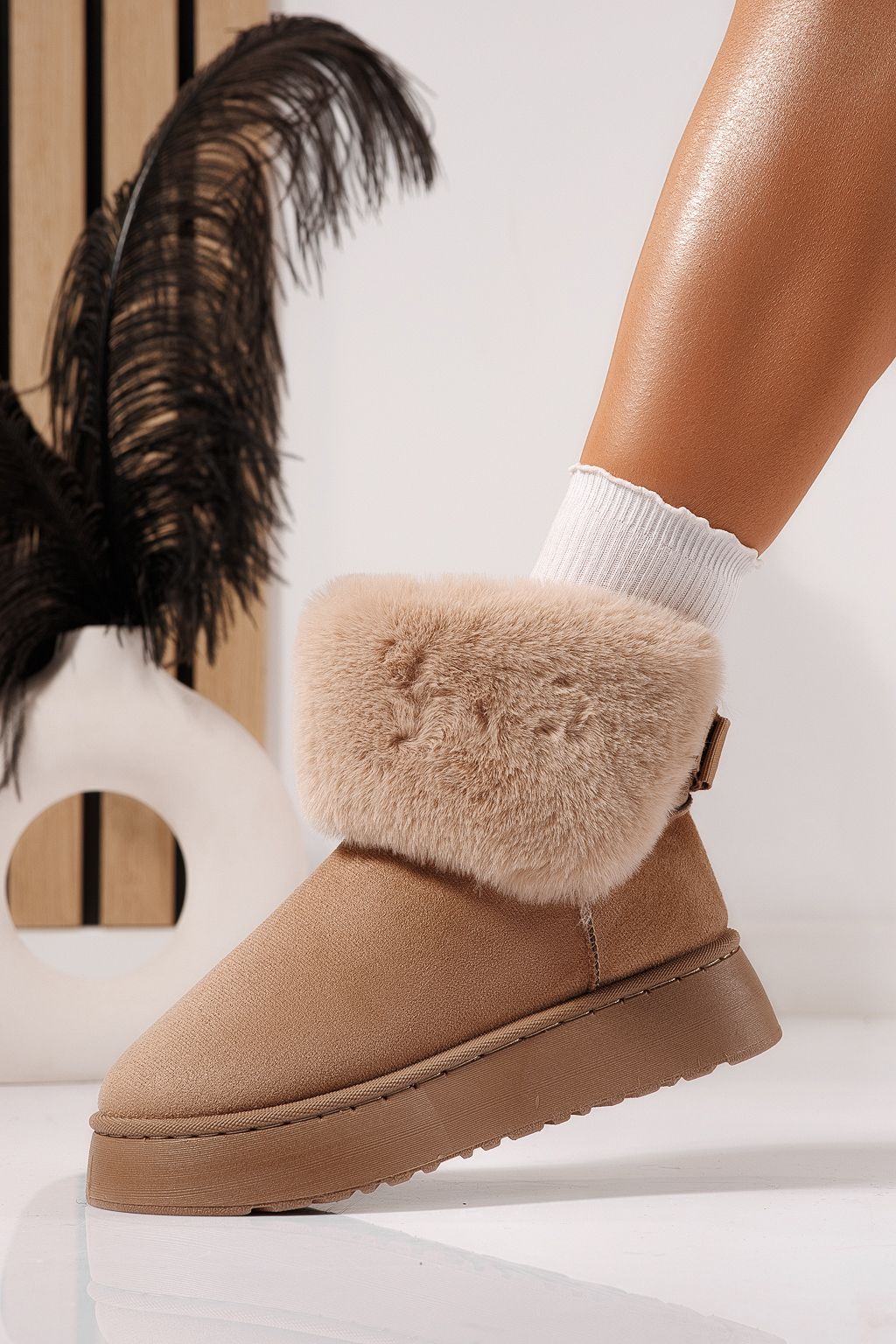 Дамски къси чизми подплатени с пух тип UGG каки от обърната еко кожа Beatrice #23069