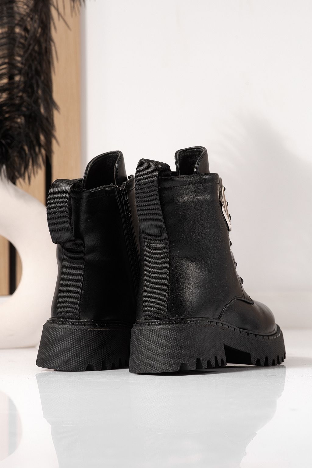Черни момичешки ботуши с подплата от еко кожа Alina #23178