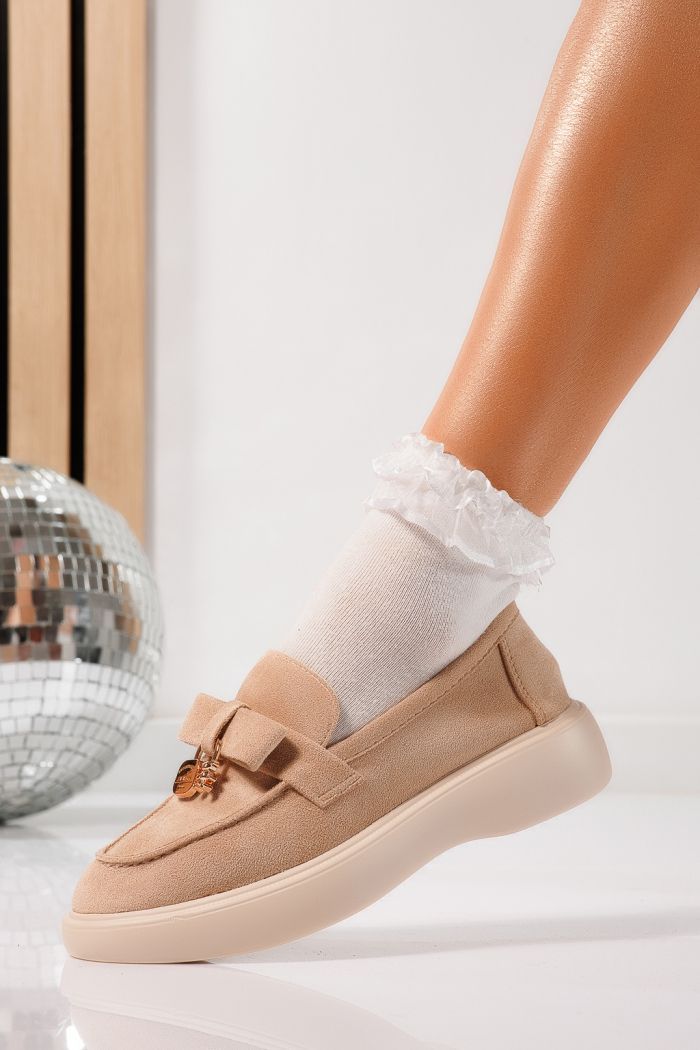 Дамски бежови ежедневни обувки от еко кожа и велур Enisse #24085