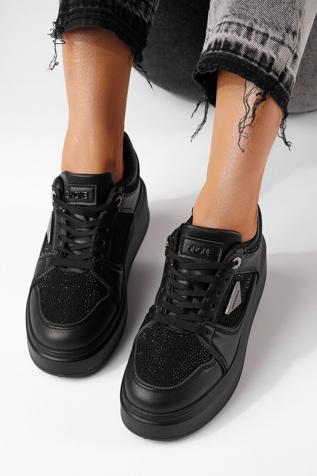 Дамски маратонки черни от еко кожа Delia #24080