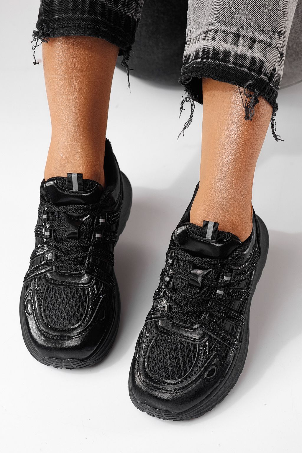 Дамски маратонки черни от еко кожа Carolina #24059