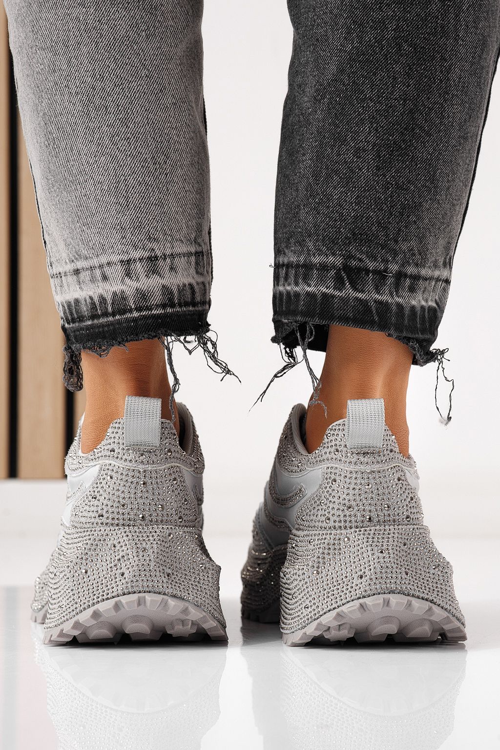 Дамски маратонки сиви от обърната еко кожа Ioana #24112