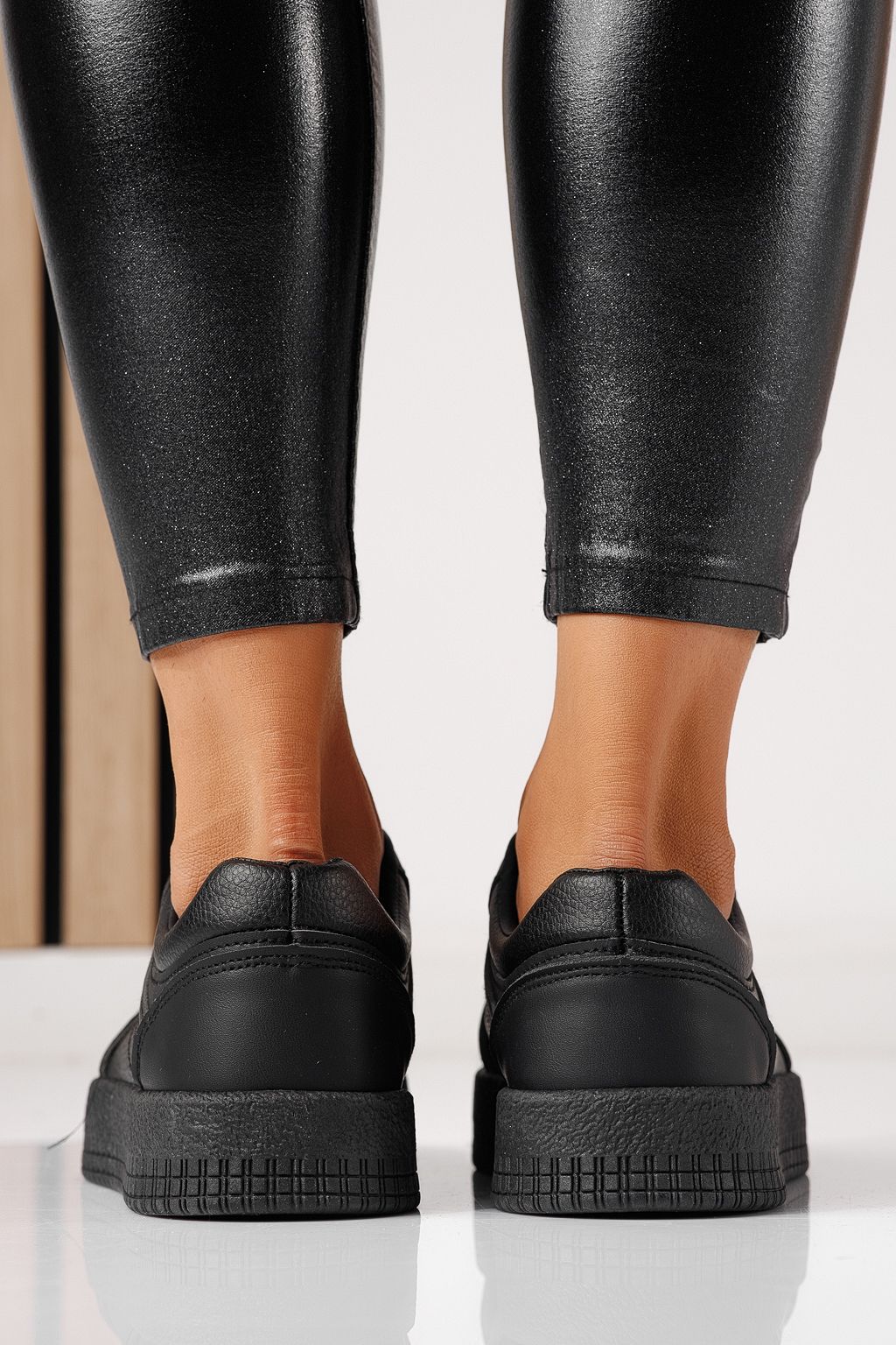 Дамски маратонки черни от еко кожа Oana #24171