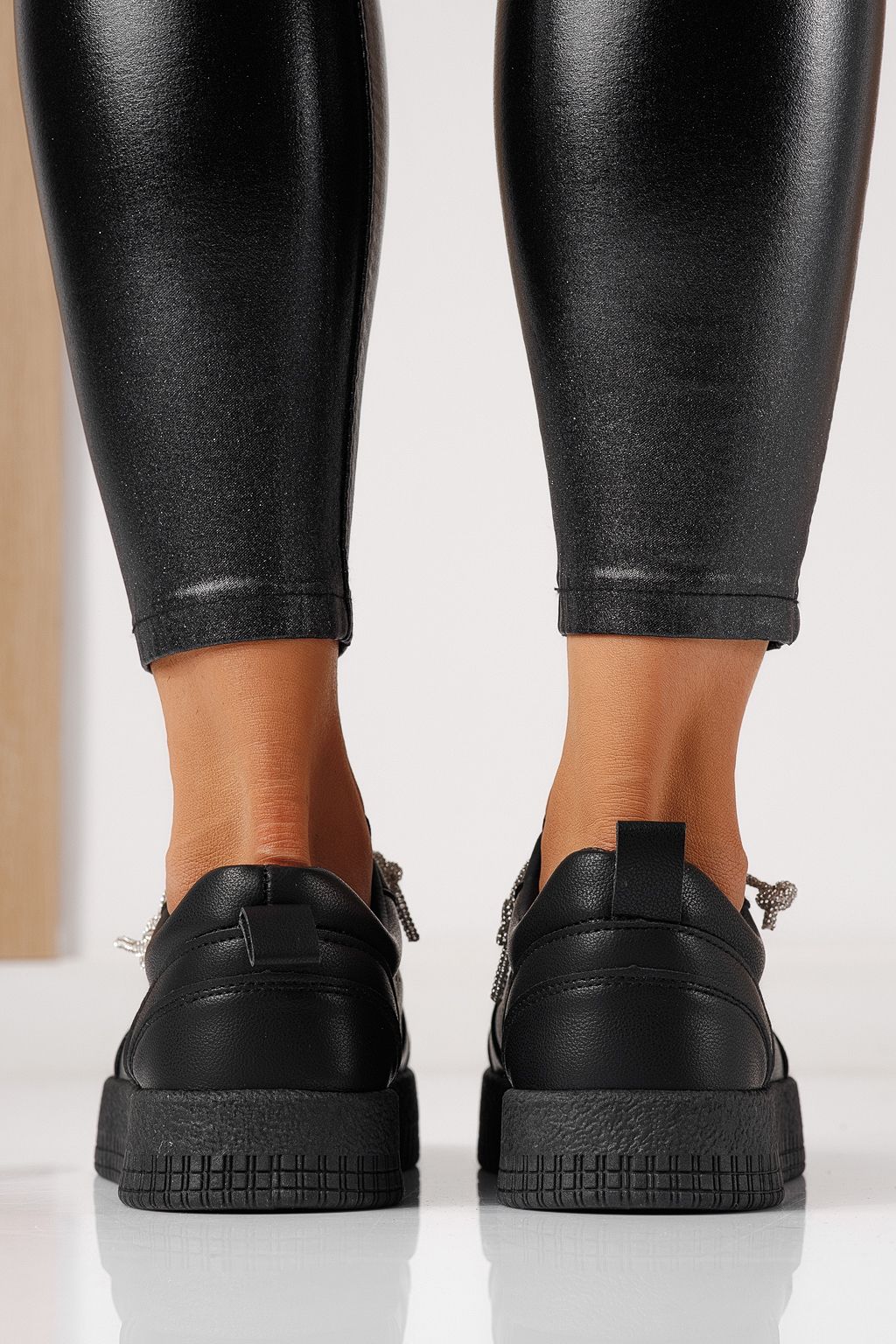 Дамски маратонки черни от еко кожа Nicole #24165