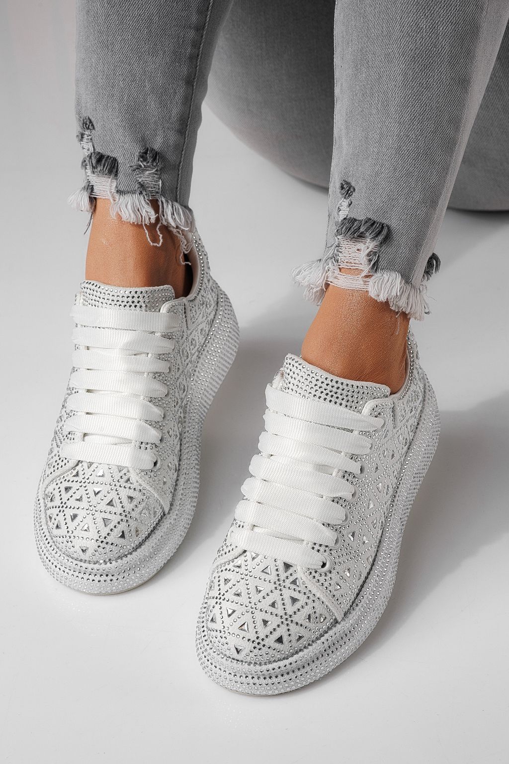 Дамски маратонки бели от обърната еко кожа Iris #24115