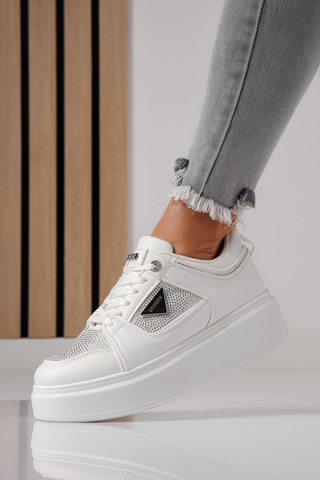 Дамски маратонки бели от еко кожа Delia #24079