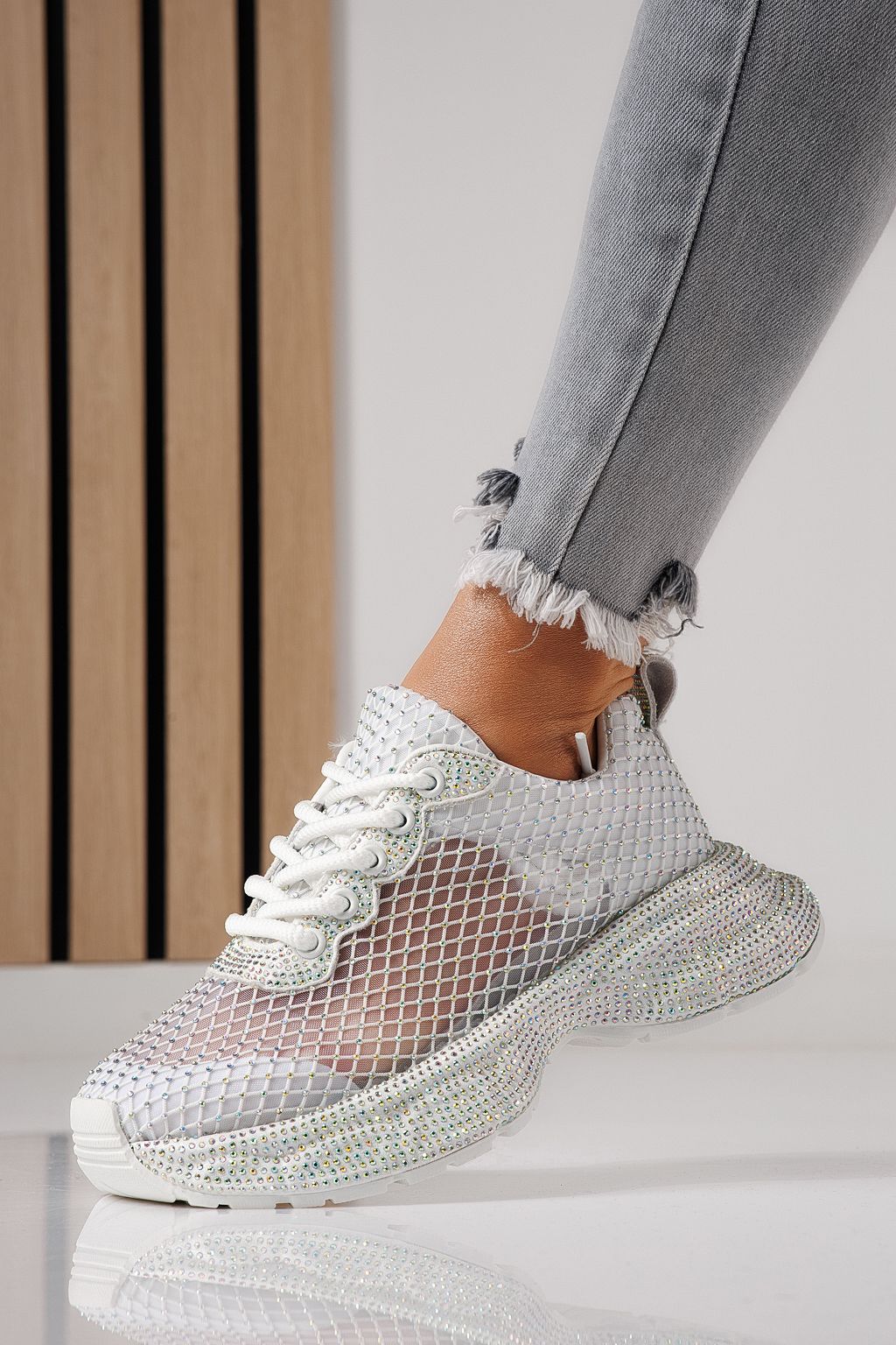 Дамски маратонки бели от текстилен материал Cataleya #24065