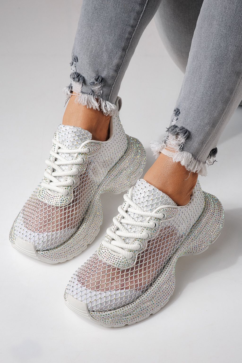 Дамски маратонки бели от текстилен материал Cataleya #24065