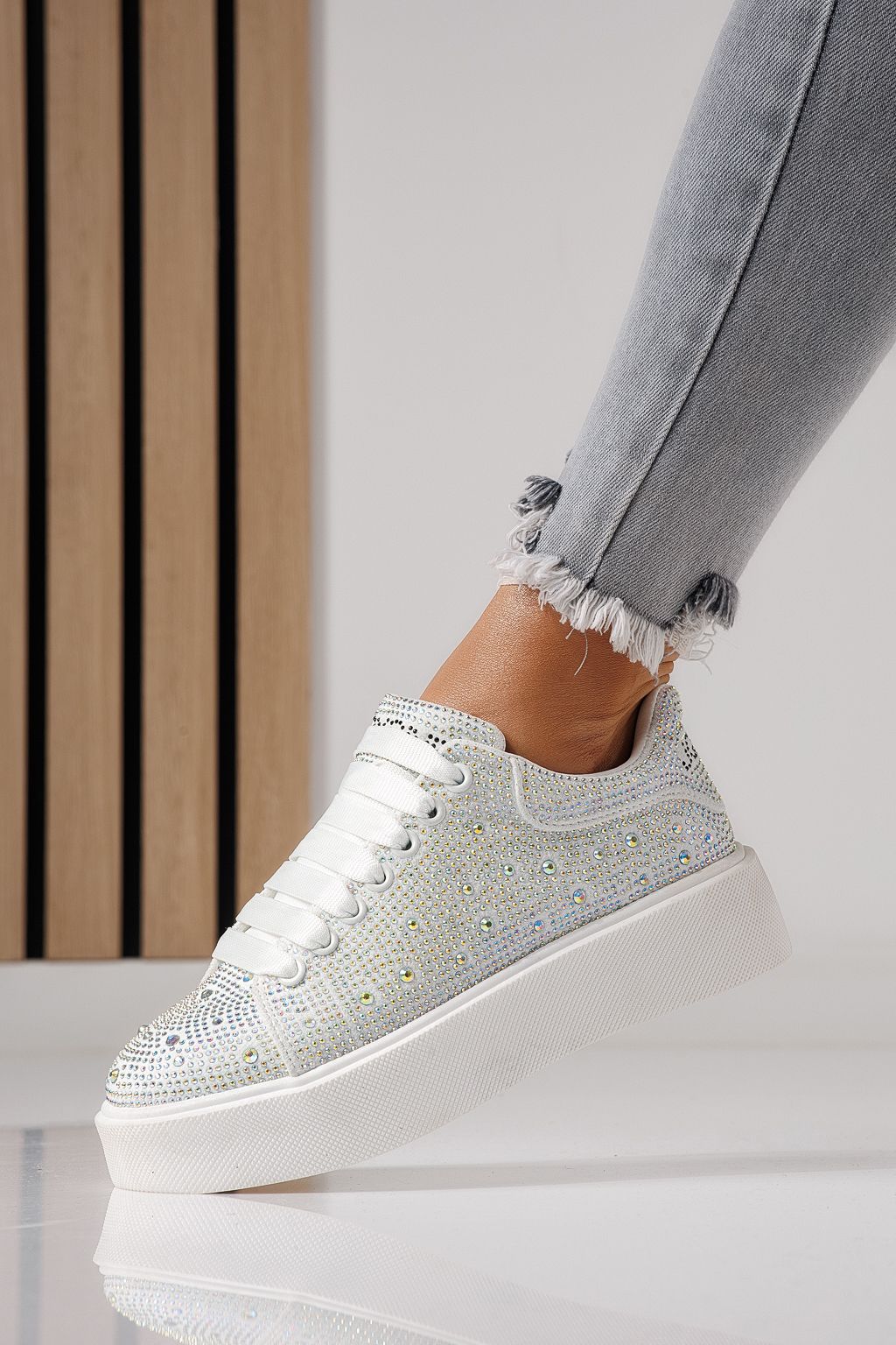 Дамски маратонки бели от текстилен материал Ellania #24090