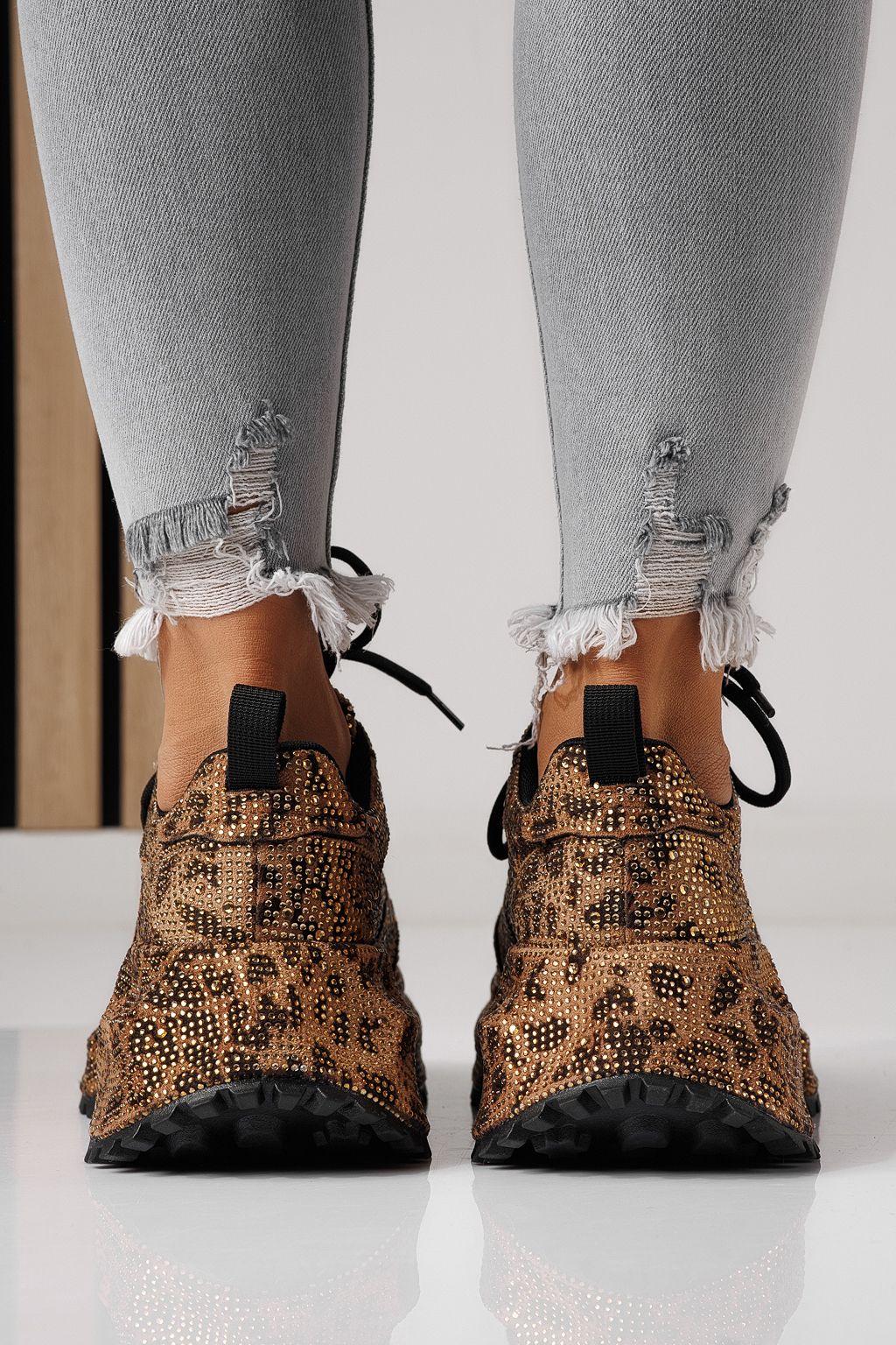 Дамски маратонки леопард от обърната еко кожа Izabela #24119