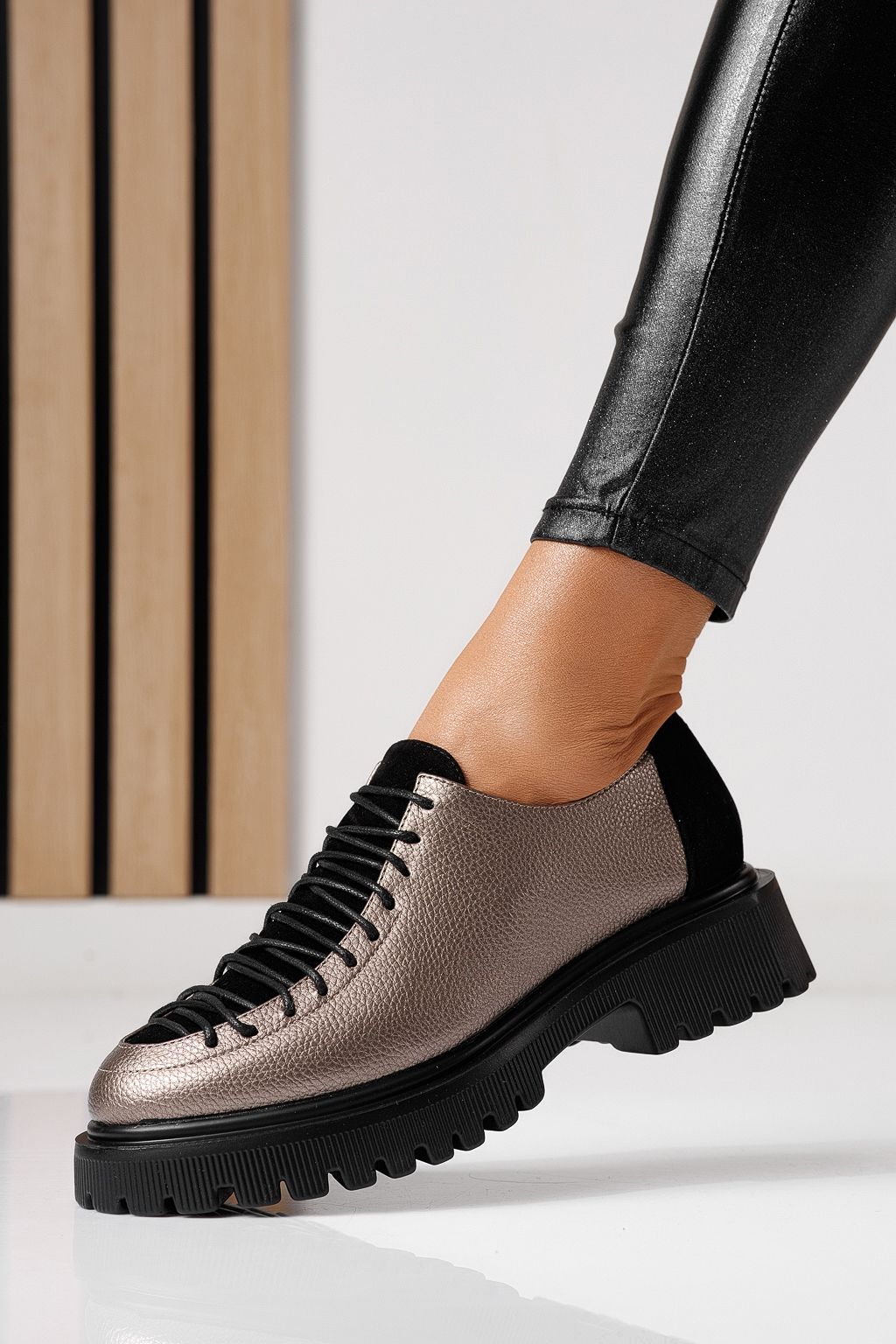 Всекидневни дамски обувки сиви от еко кожа Florentina #24101