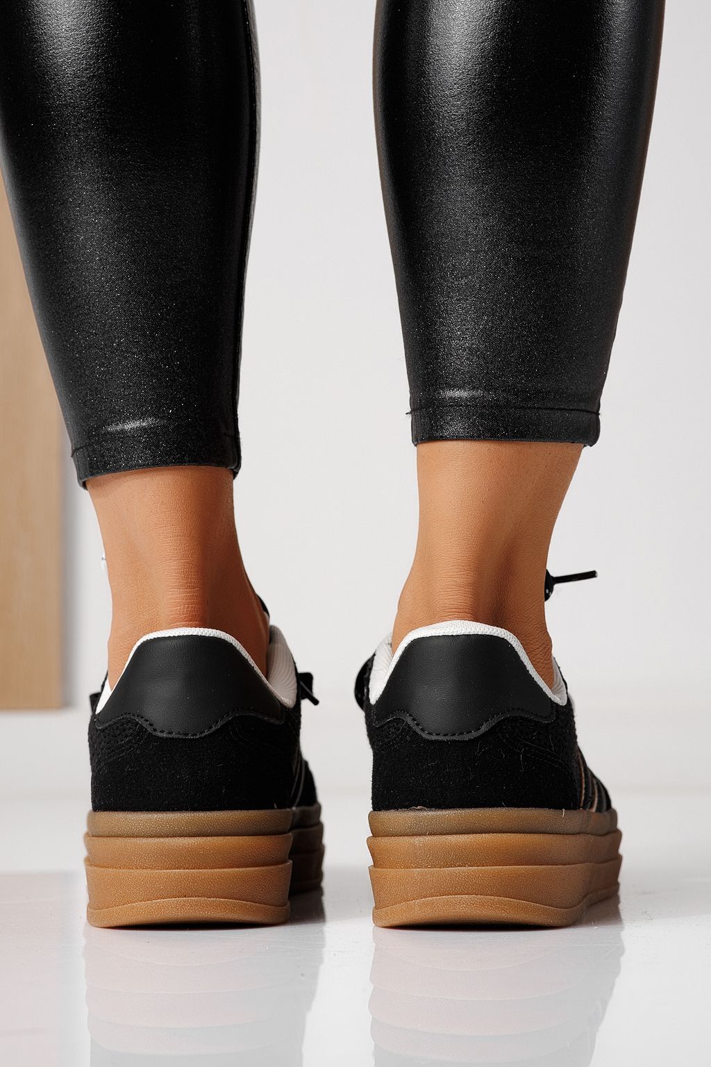 Дамски маратонки черни от обърната еко кожа Karina #24136