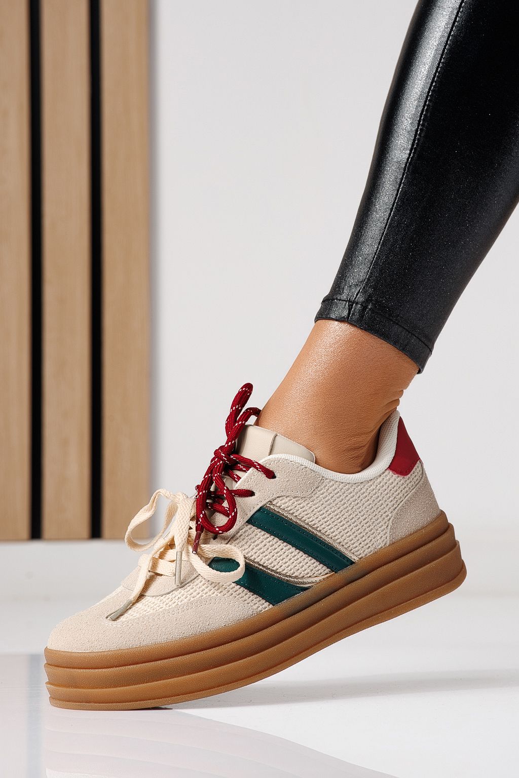 Дамски маратонки червени от обърната еко кожа Karina #24137