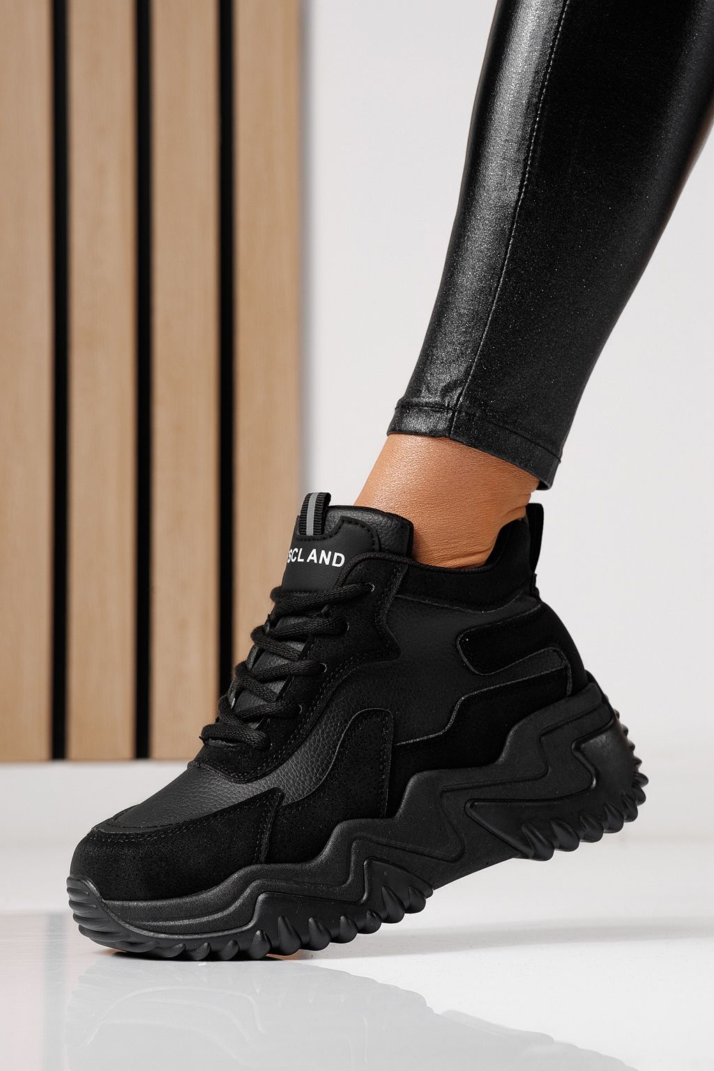 Дамски маратонки черни от еко кожа Maya #24159