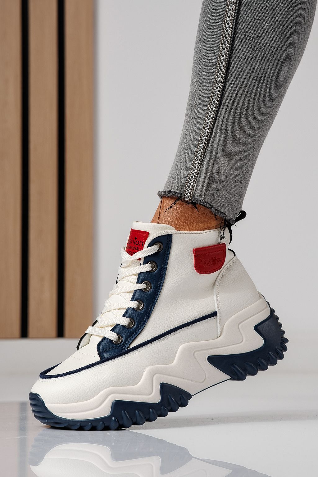 Дамски маратонки сини от еко кожа Lea #24153