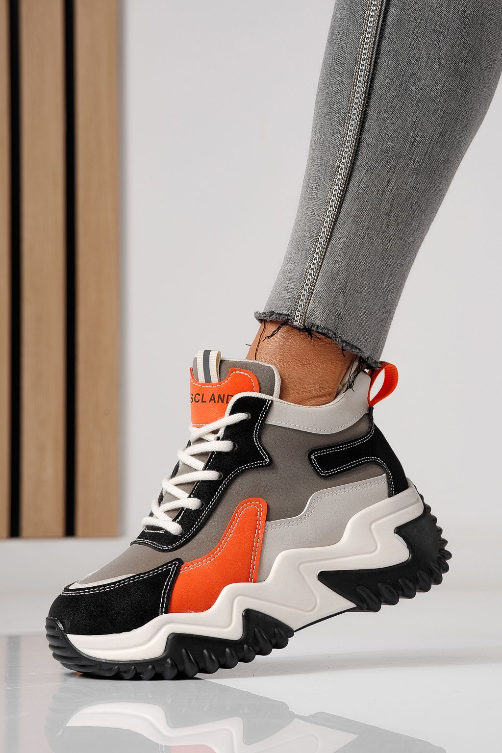 Дамски сиви маратонки от екокожа Maya #24157