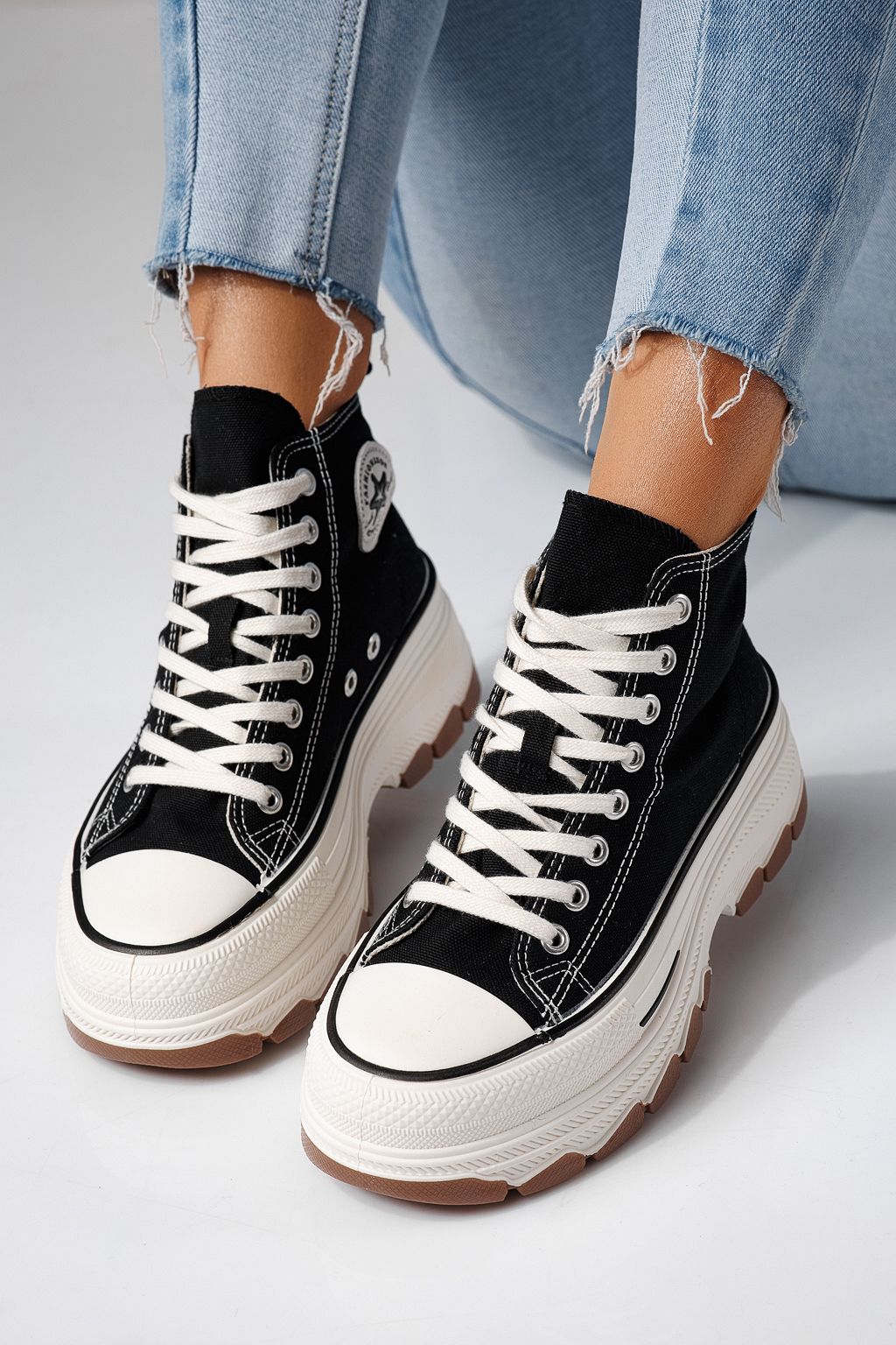 Дамски черни текстилни маратонки Seline #24184