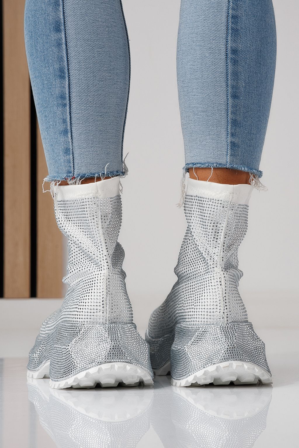 Дамски маратонки бели от текстилен материал Ines #24122