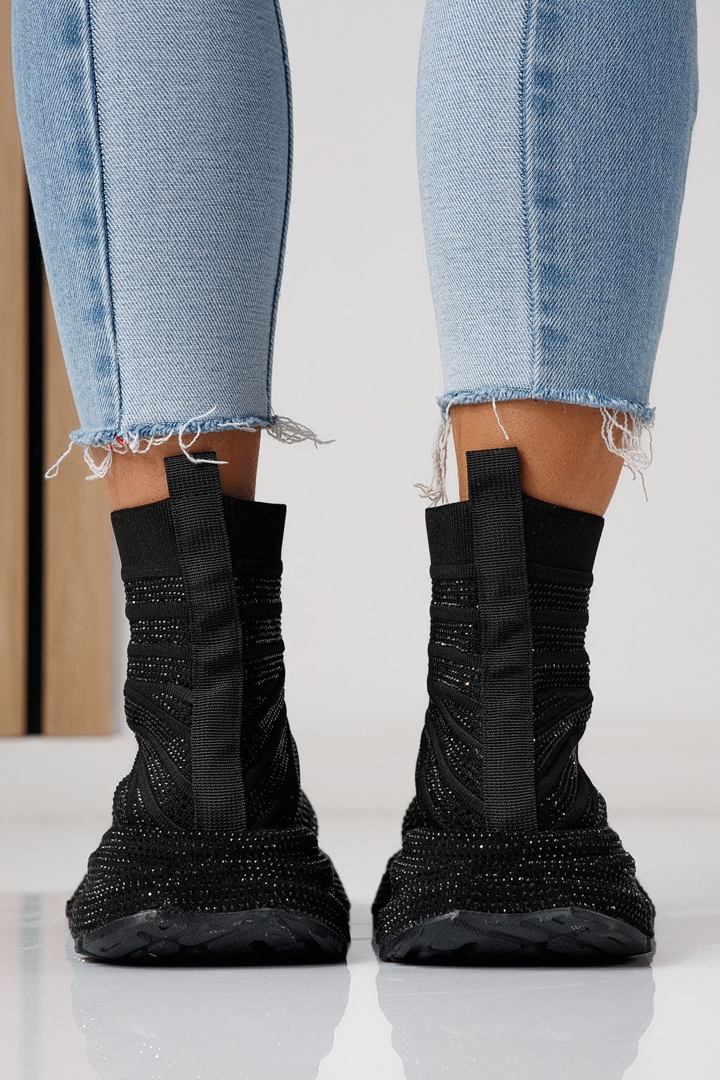 Дамски маратонки черни от текстилен материал Desia #24078