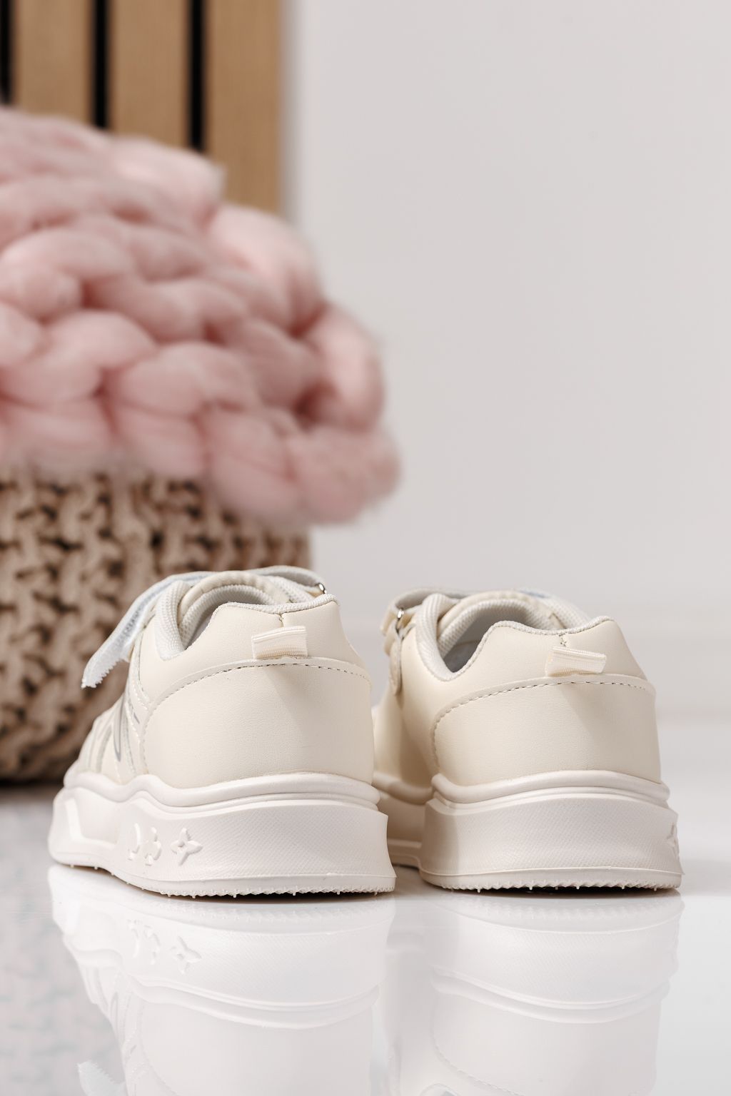 Детски маратонки бели от еко кожа Alina #24040