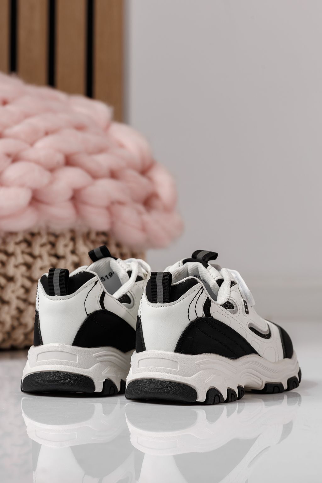 Детски маратонки черни от еко кожа Arya #24028