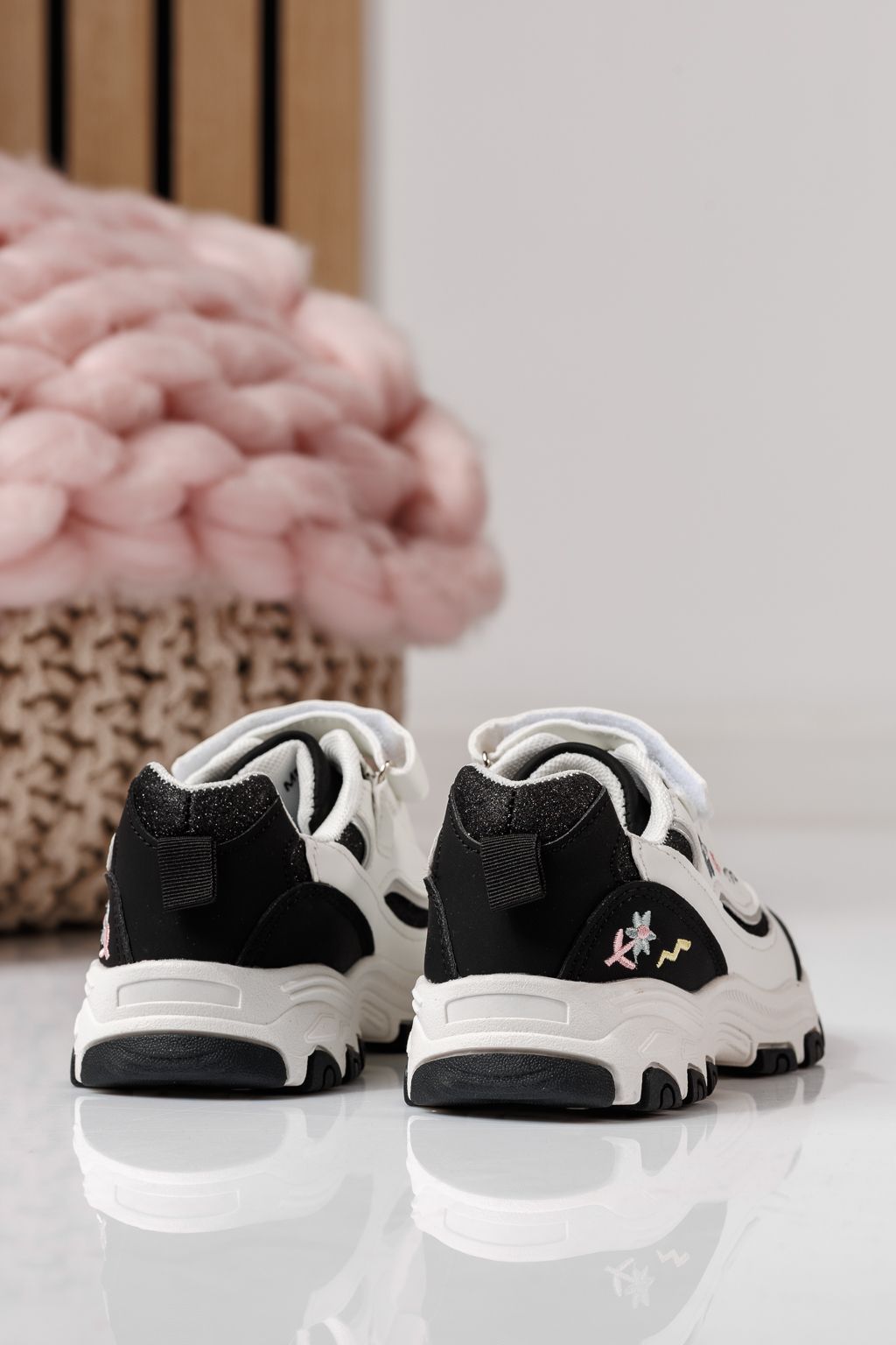 Детски маратонки черни от еко кожа Arya #24042