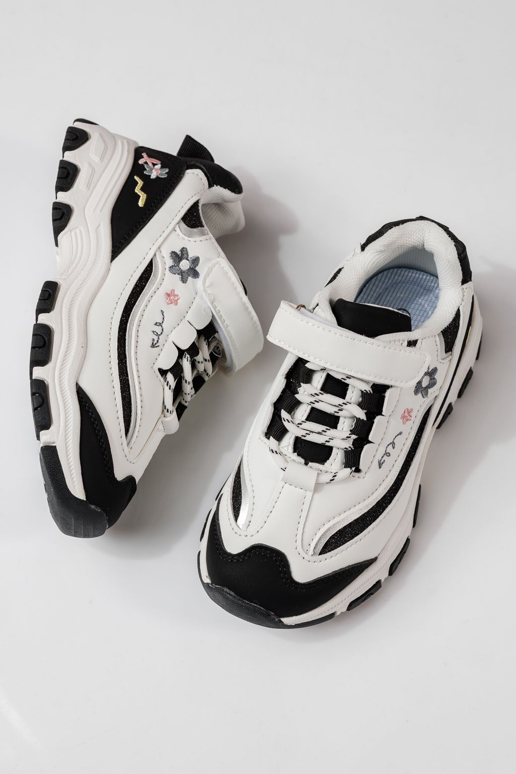 Детски маратонки черни от еко кожа Arya #24042