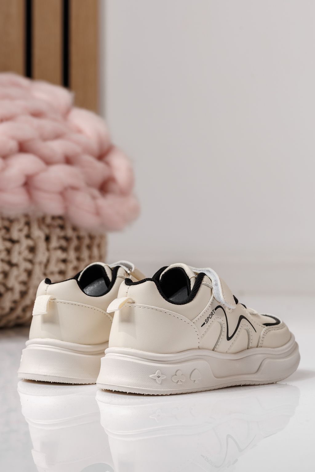 Детски маратонки черни от еко кожа Alina #24033