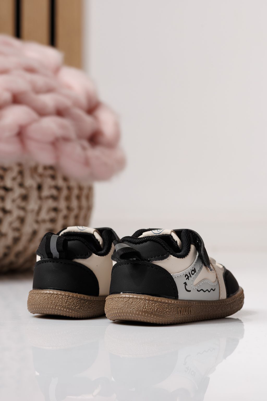 Детски маратонки черни от еко кожа Adda #24017