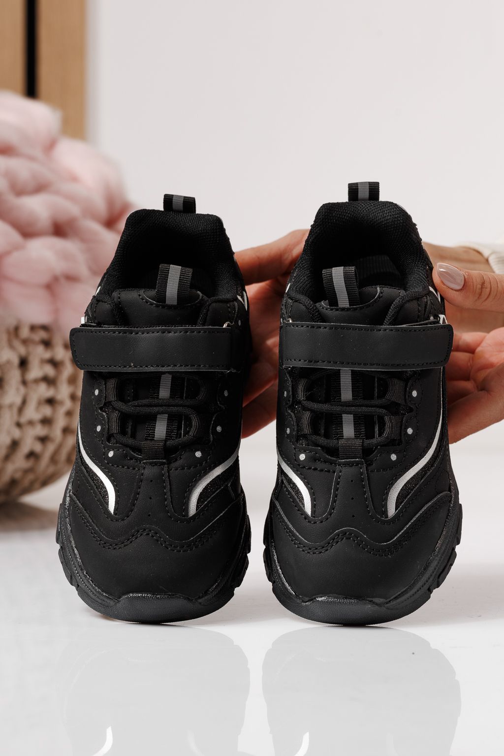 Детски маратонки черни от еко кожа Arya #24031