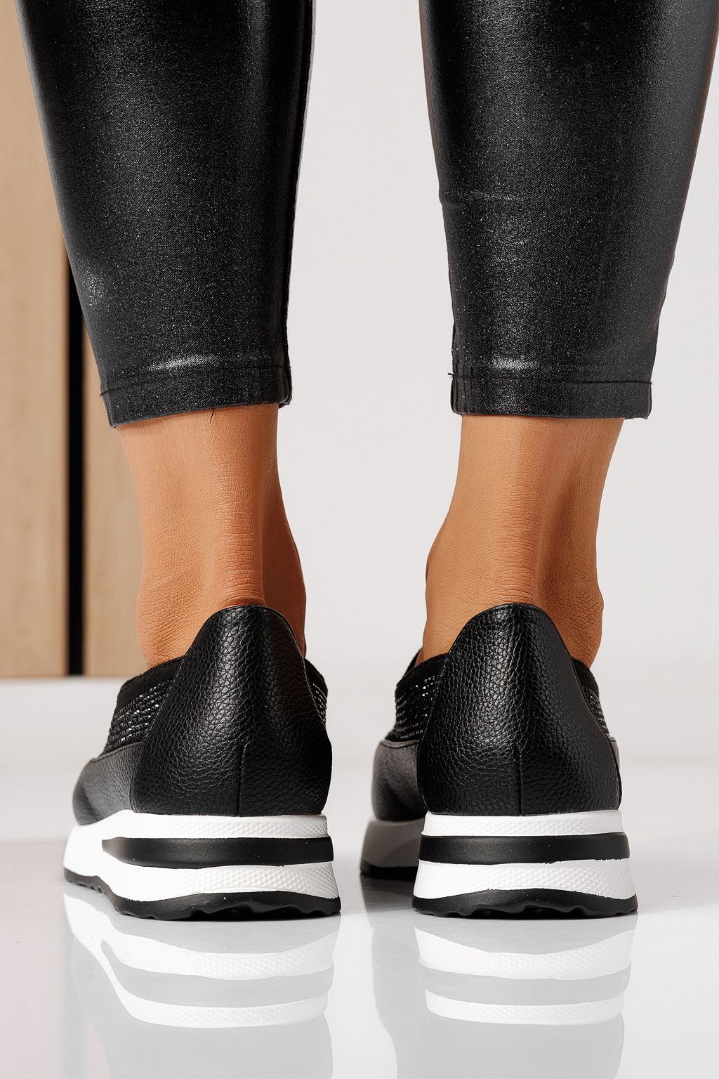 Дамски черни ежедневни обувки от екокожа Teona #24206