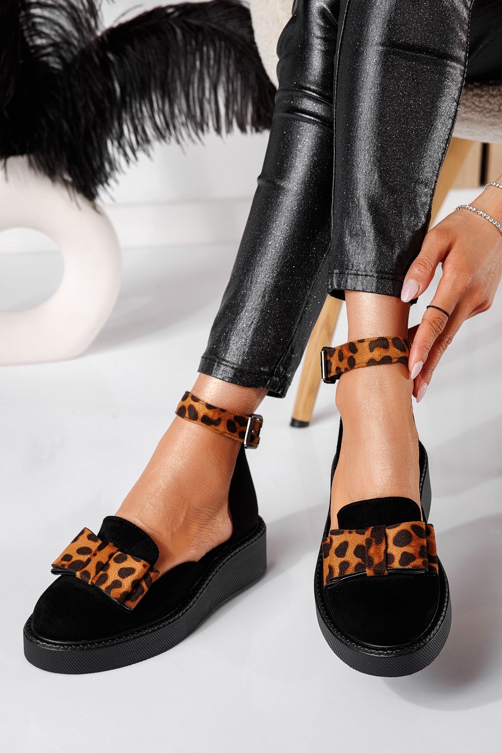 Всекидневни дамски обувки леопард от обърната еко кожа Willy #24219