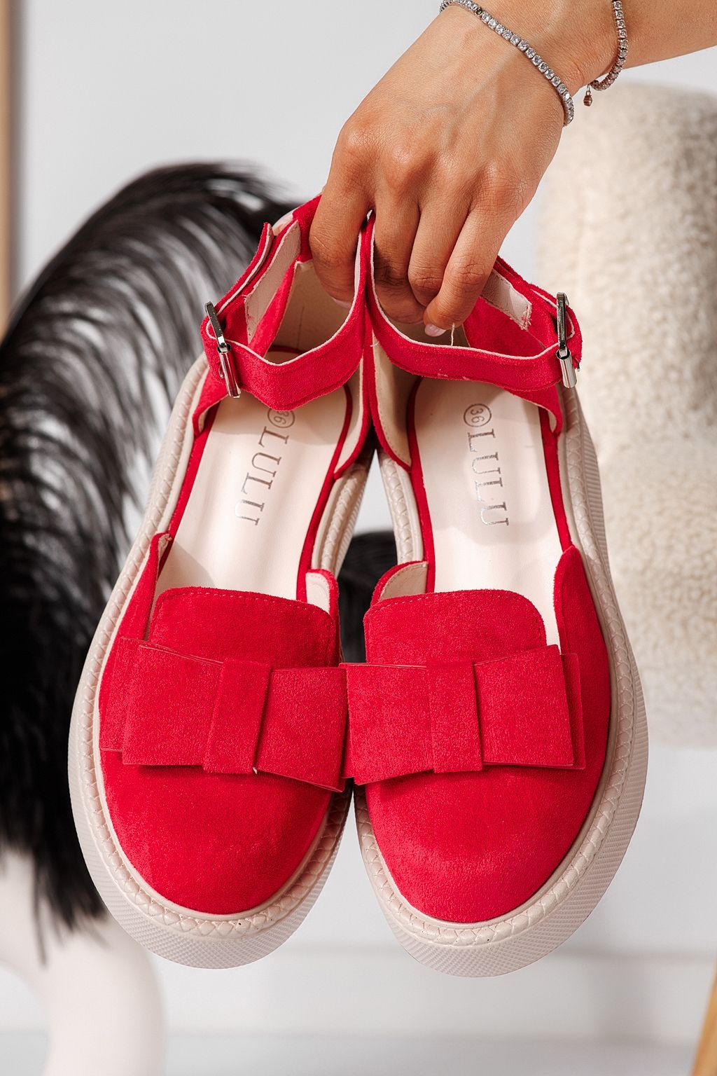 Всекидневни дамски обувки червени от обърната еко кожа Willy #24220