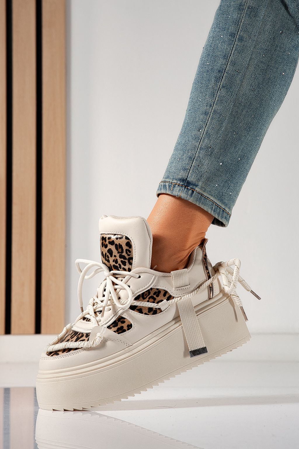 Дамски маратонки бежови от еко кожа Elvira #24304