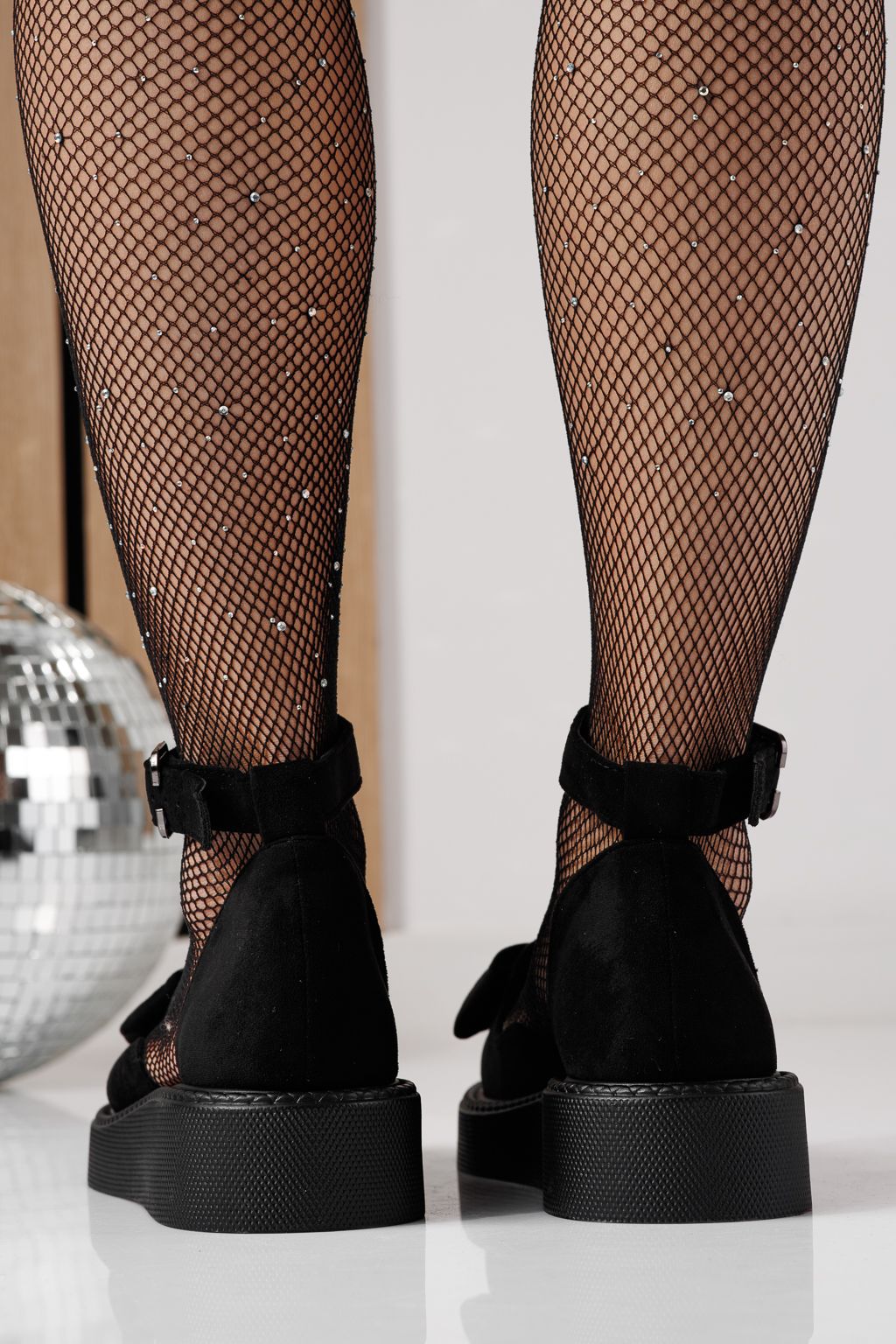 Дамски черни ежедневни обувки от еко кожа и велур Adina #24216