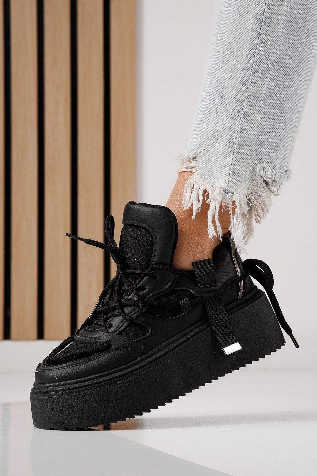 Дамски маратонки черни от еко кожа Elvira #24305