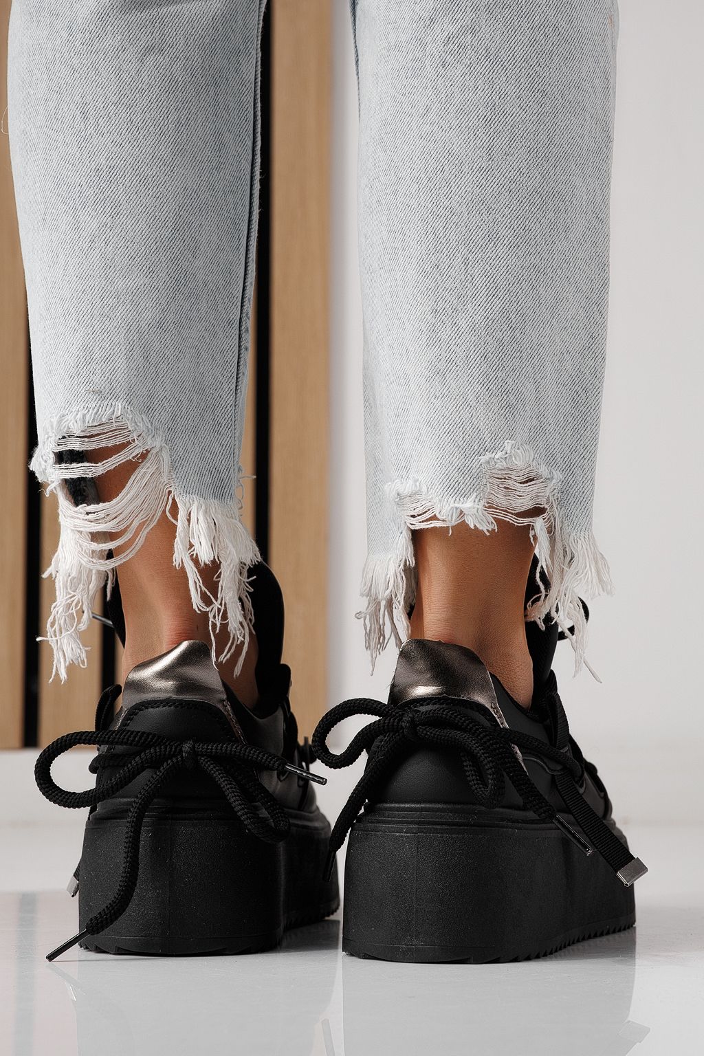 Дамски маратонки черни от еко кожа Elvira #24305