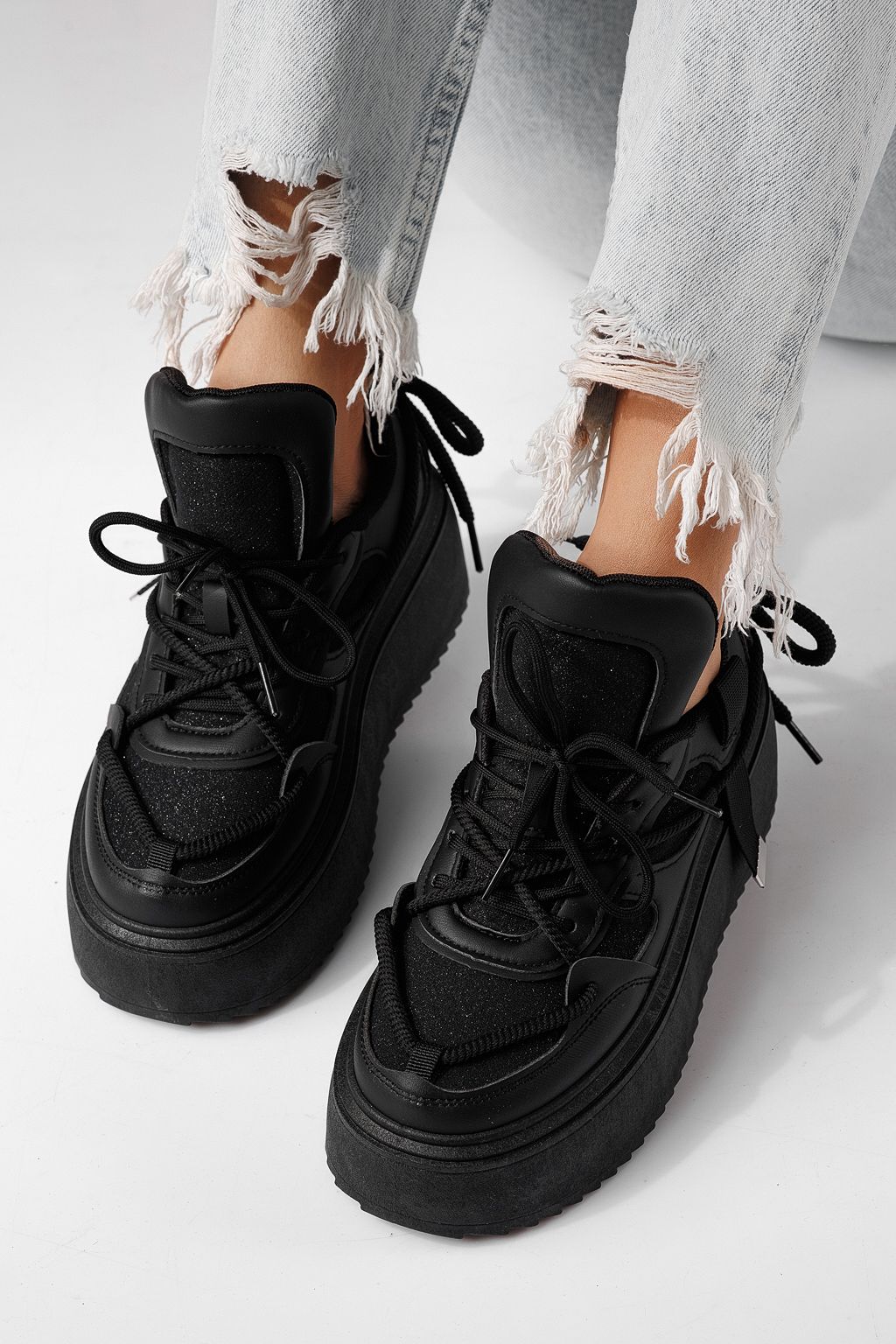 Дамски маратонки черни от еко кожа Elvira #24305