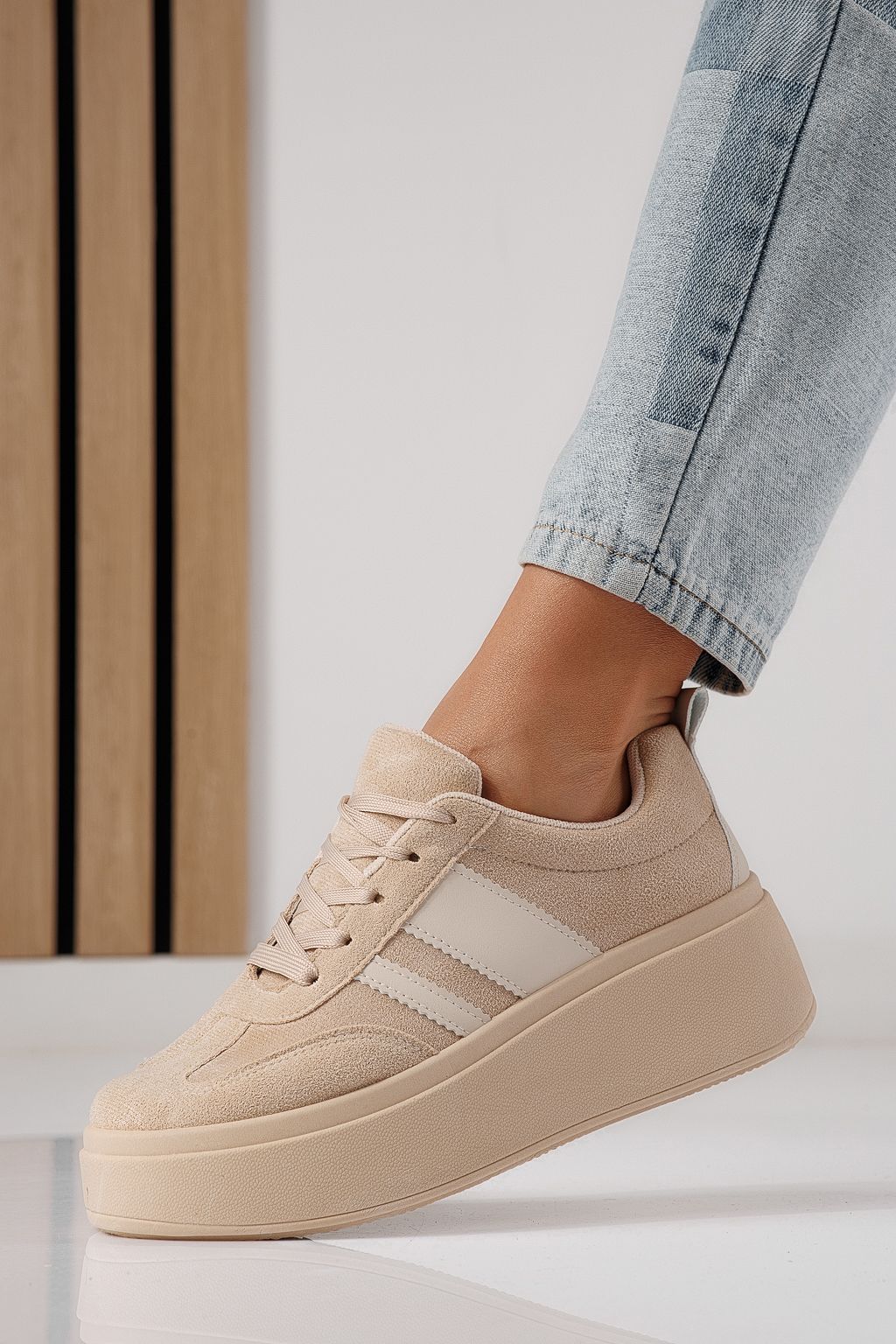 Дамски маратонки бежови от обърната еко кожа Diana #24302