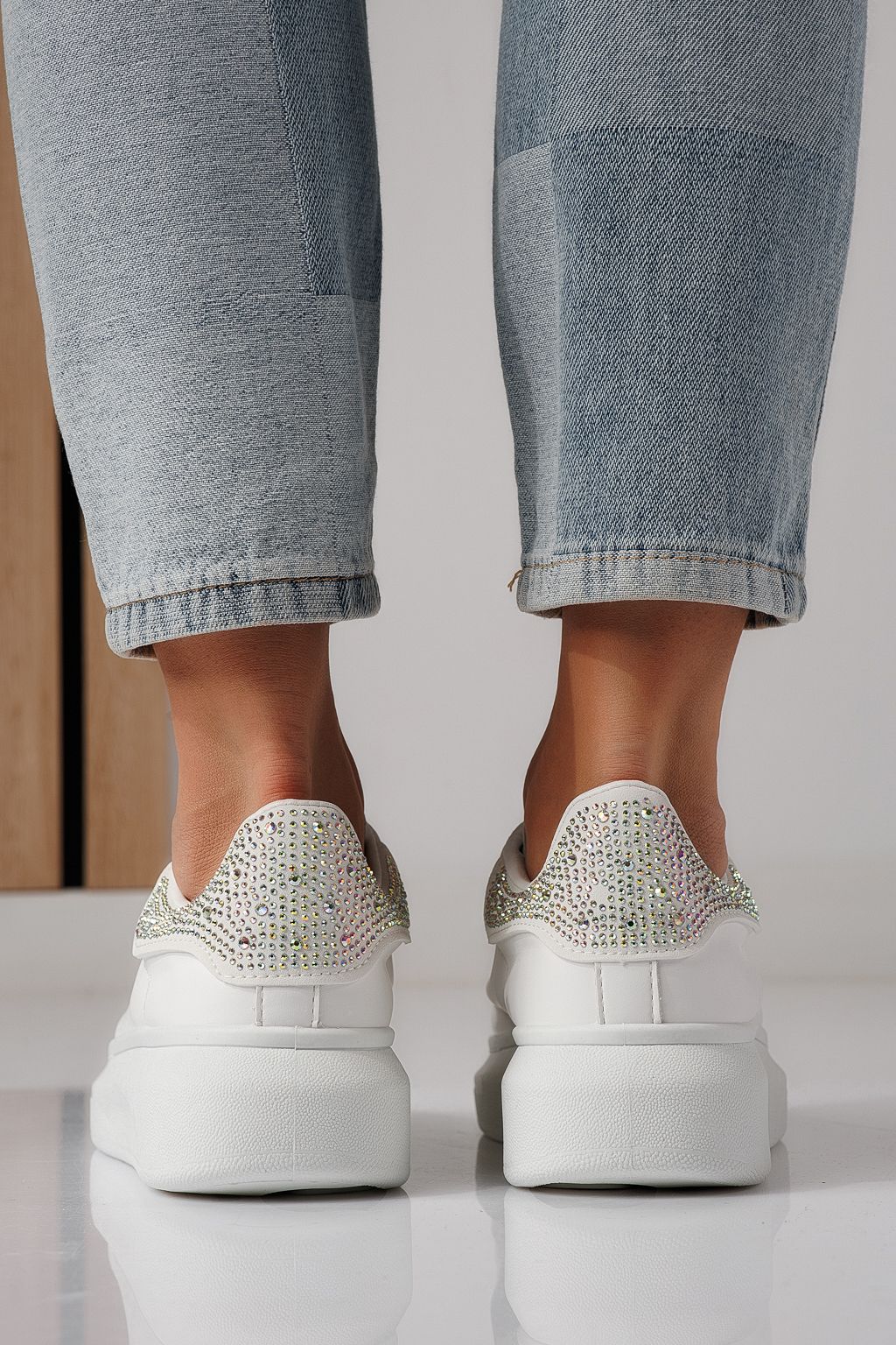 Дамски маратонки бели от еко кожа Raya #24234