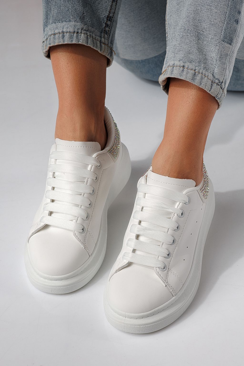 Дамски маратонки бели от еко кожа Raya #24234