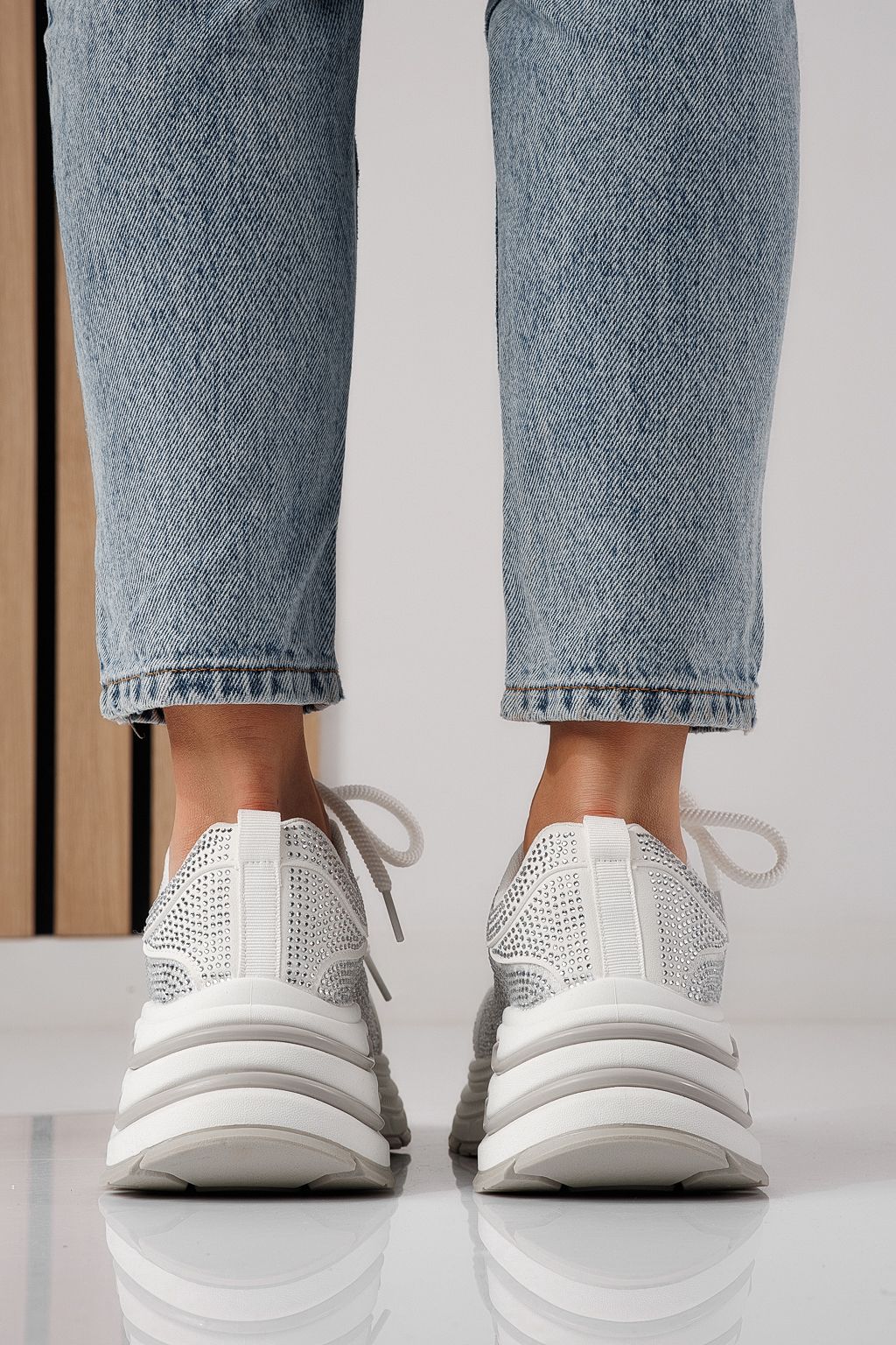 Дамски маратонки бели от текстилен материал Eliza #24308