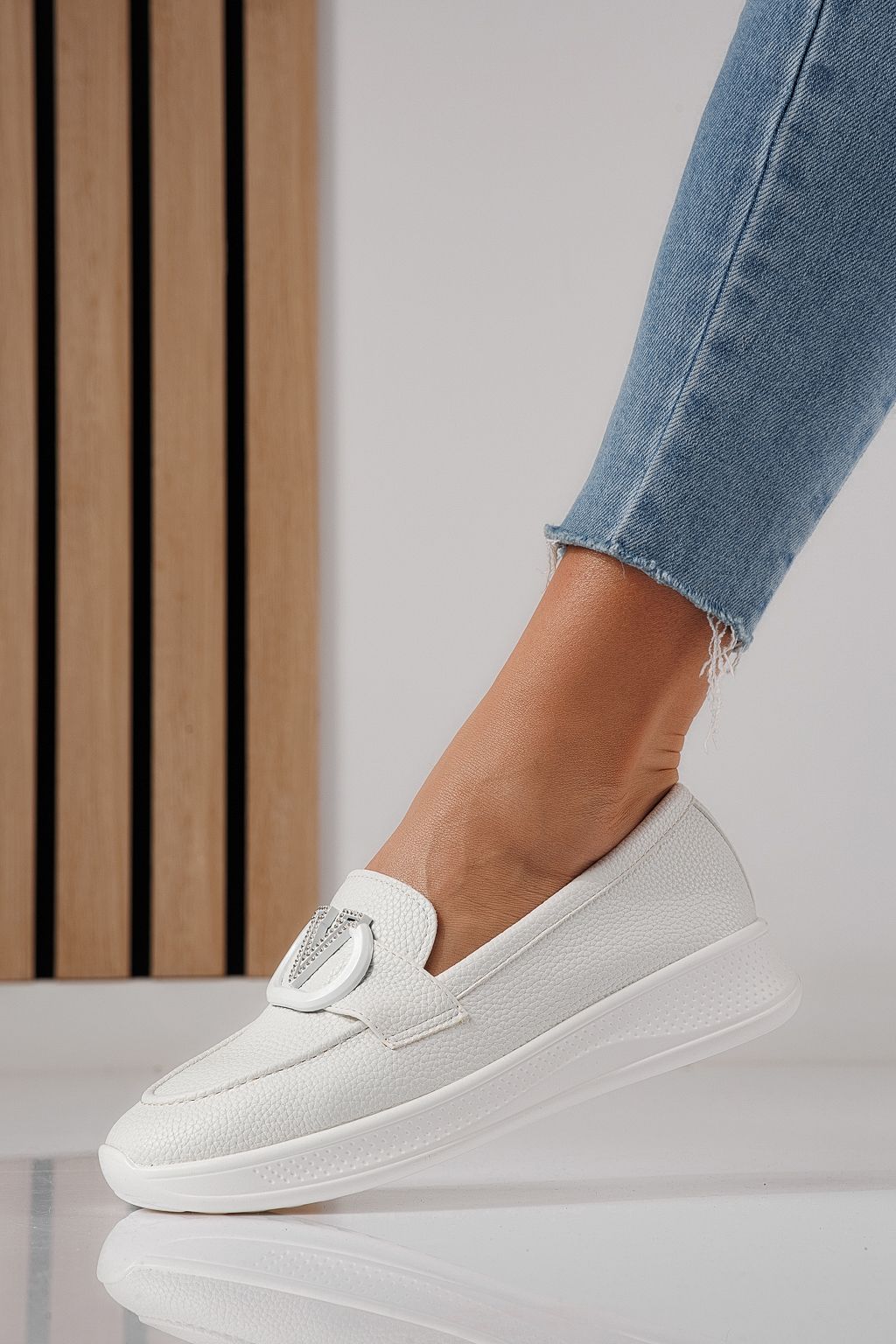 Всекидневни дамски обувки бели от еко кожа Nancy #24269