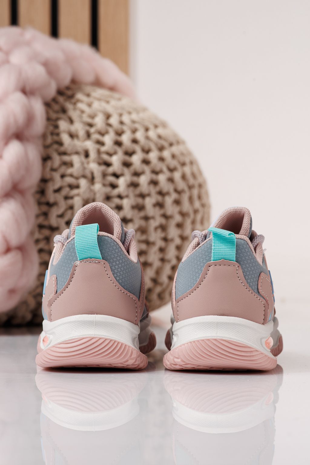 Детски маратонки розови от еко кожа Calista #24366