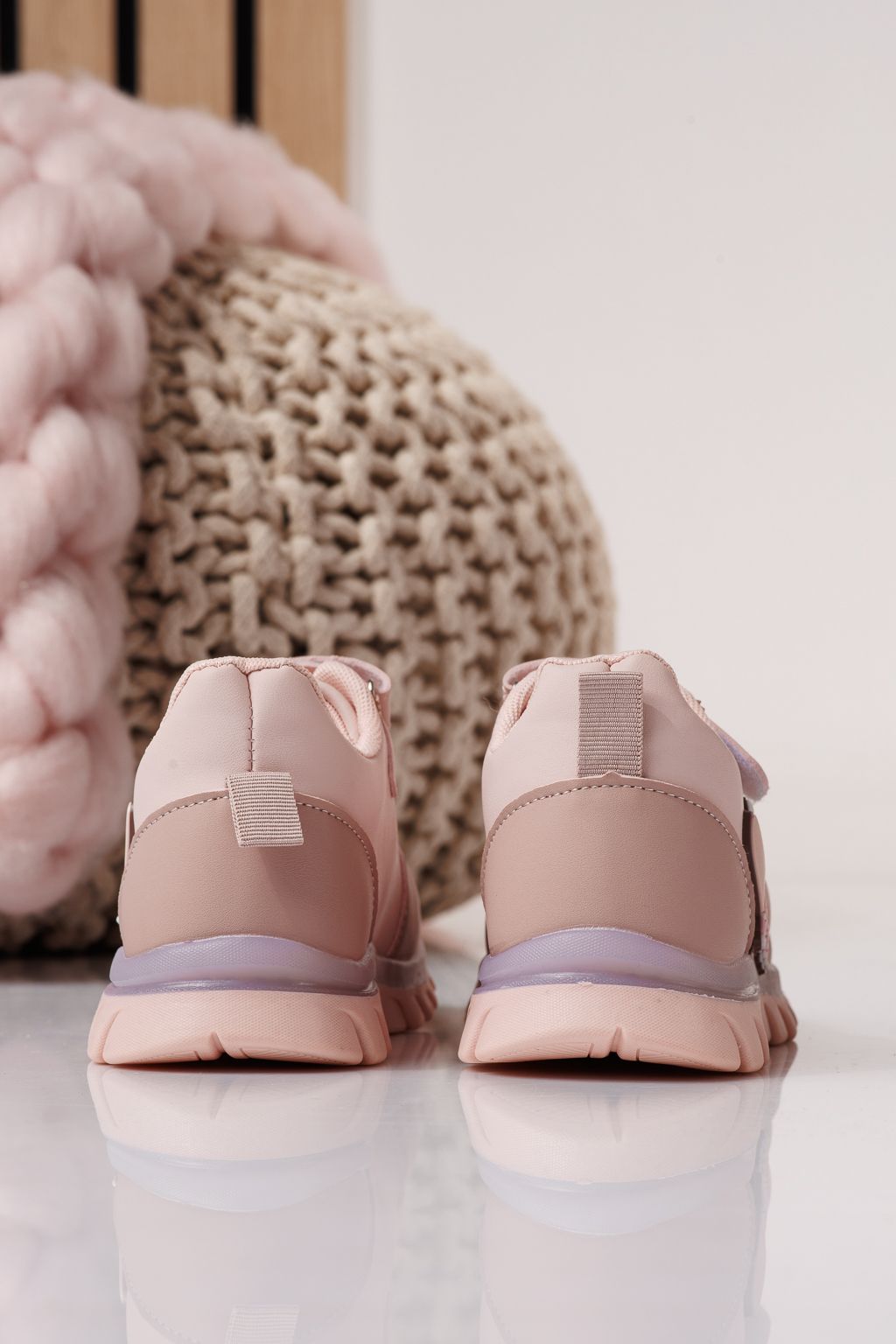 Детски маратонки розови от еко кожа Luna #24333